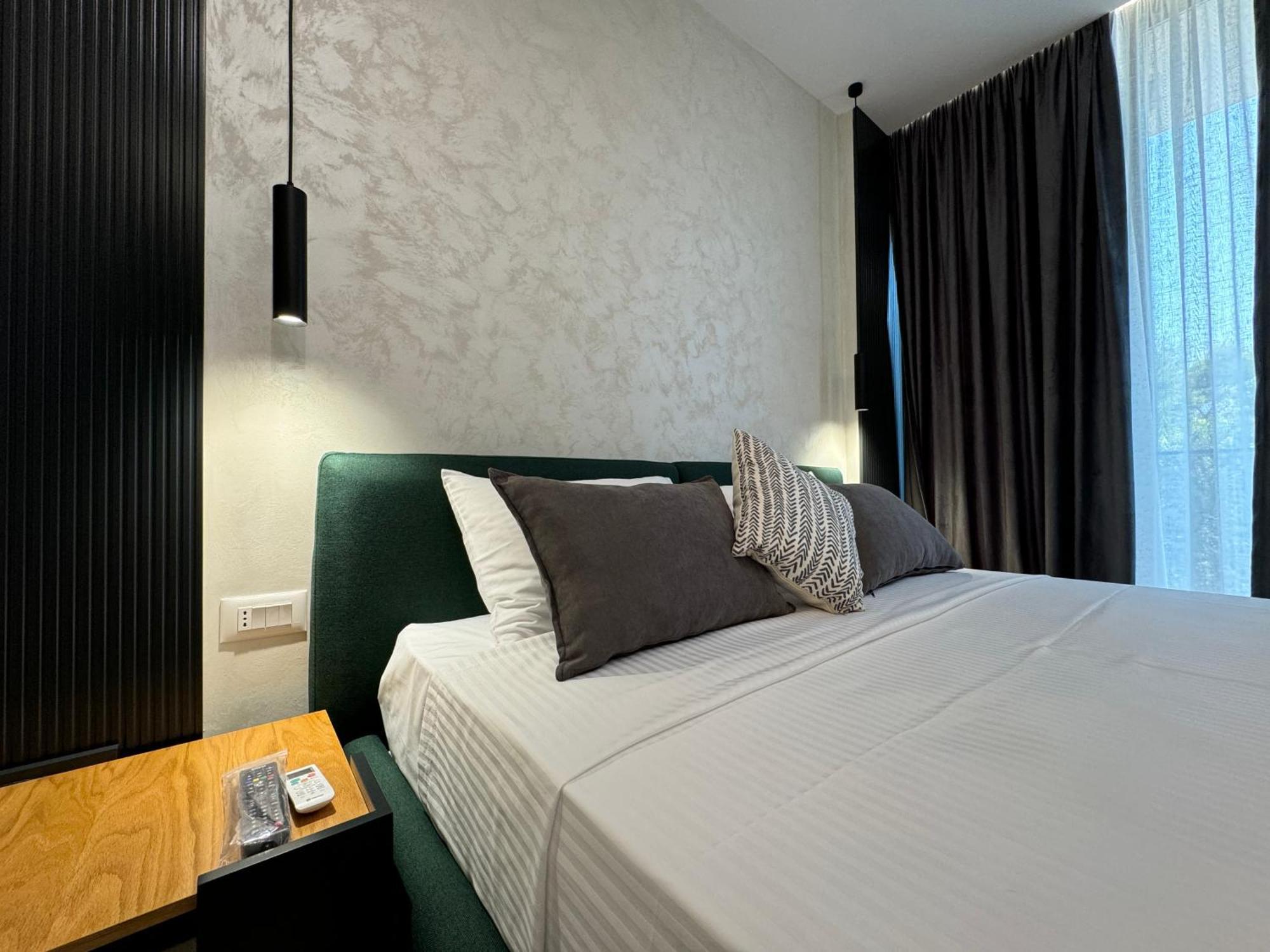 Twins Hotel Vlore Exterior photo